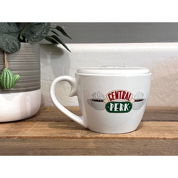 Paladone Other - Friends Central Perk Cappuccino Mug with Lid White Ceramic Coffee Tea Cup 10oz